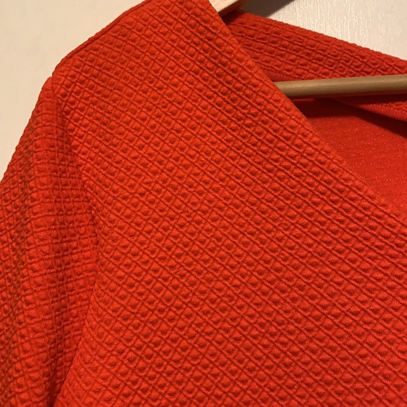 Ann Taylor Top - Picture 2 of 5